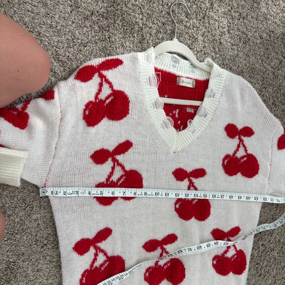 Altard State Women’s Cherry Novelty Print V Neck Sweater Size M Cozy - Picture 5 of 14